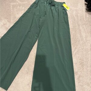 all in motion Wide Leg Pants in Dark Green